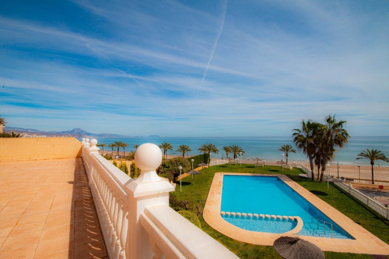 Lovely Apartment Beach Front & Pool El Campello Exteriör bild