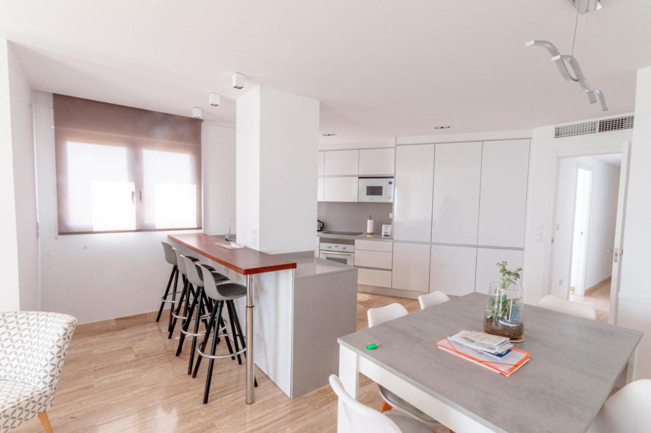 Lovely Apartment Beach Front & Pool El Campello Exteriör bild