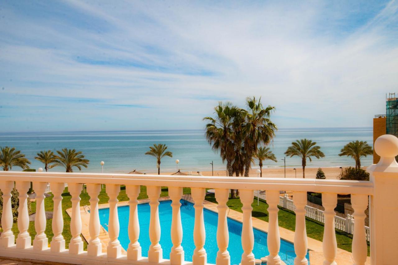 Lovely Apartment Beach Front & Pool El Campello Exteriör bild
