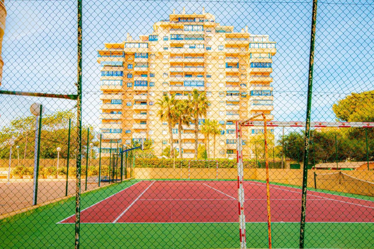 Lovely Apartment Beach Front & Pool El Campello Exteriör bild