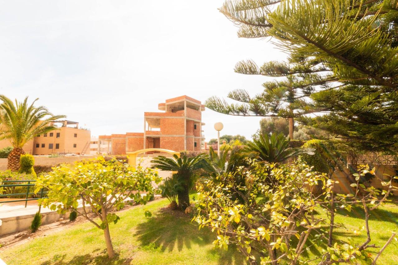 Lovely Apartment Beach Front & Pool El Campello Exteriör bild